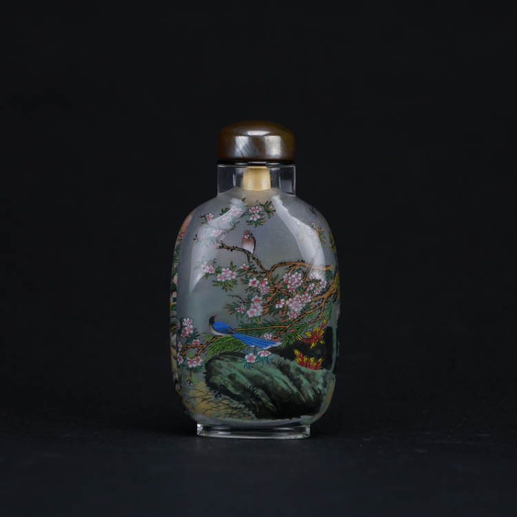 鹿港窯典藏級內畫工藝｜春圖花鳥鼻煙壺 花鳥共舞詮釋春日生機與雅趣