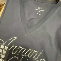 [S] ARMANI EXCHANGE NAVY LOGO LETTERING BLING BLING RHINSTONE V-NECK T-SHIRT, 7VYTFF-YJ16Z-1990 (SAX311)
