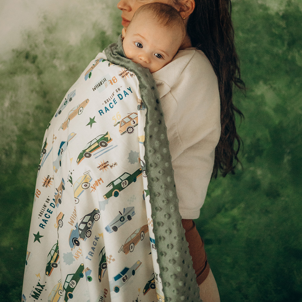 La Millou波蘭 單面巧柔豆豆毯加大｜賽車總動員｜抹茶鮮牛奶