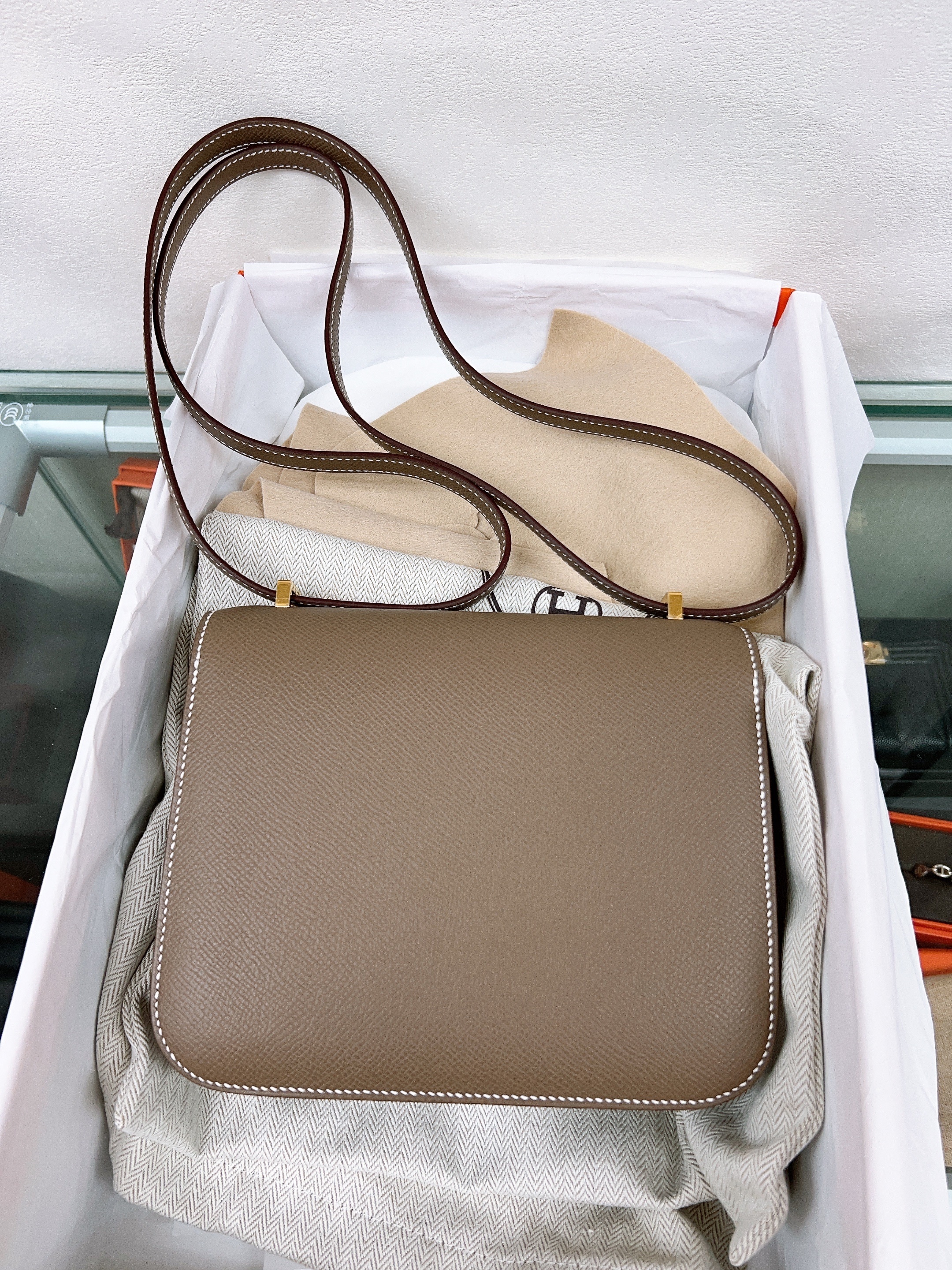 *Unused* Hermes mini constance (etoupe/ GHW/ stamp w)