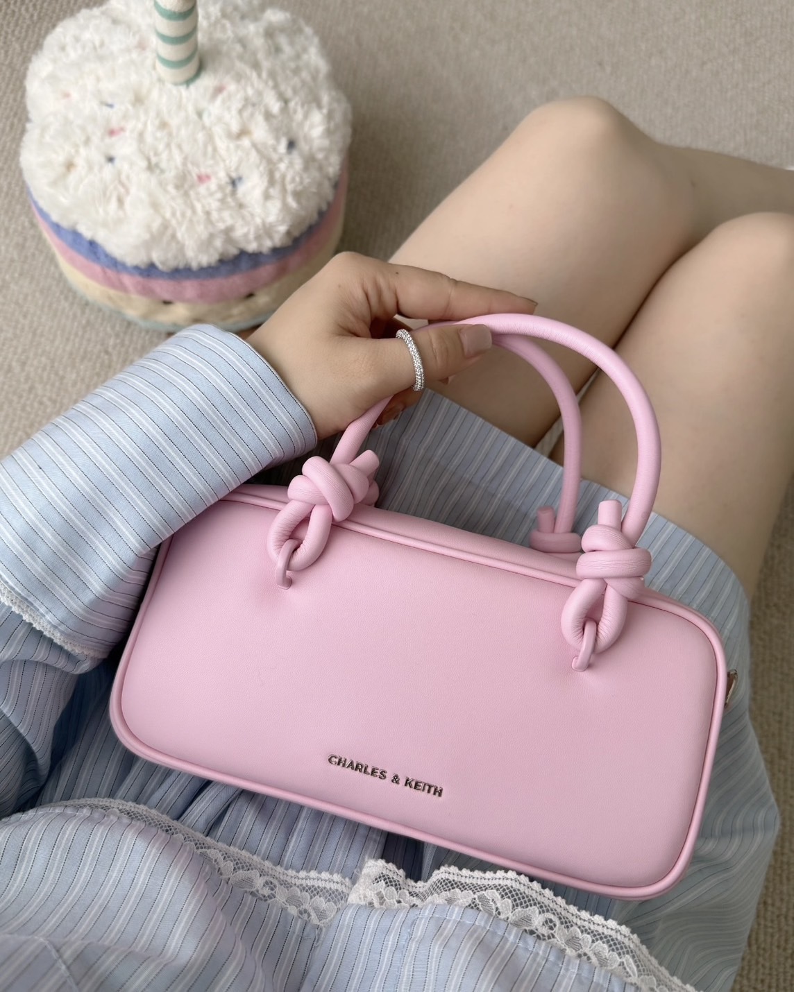 <超爆可愛軟糖包!!>Charles & Keith 小CK 拉鍊 奶油 波士頓 4色