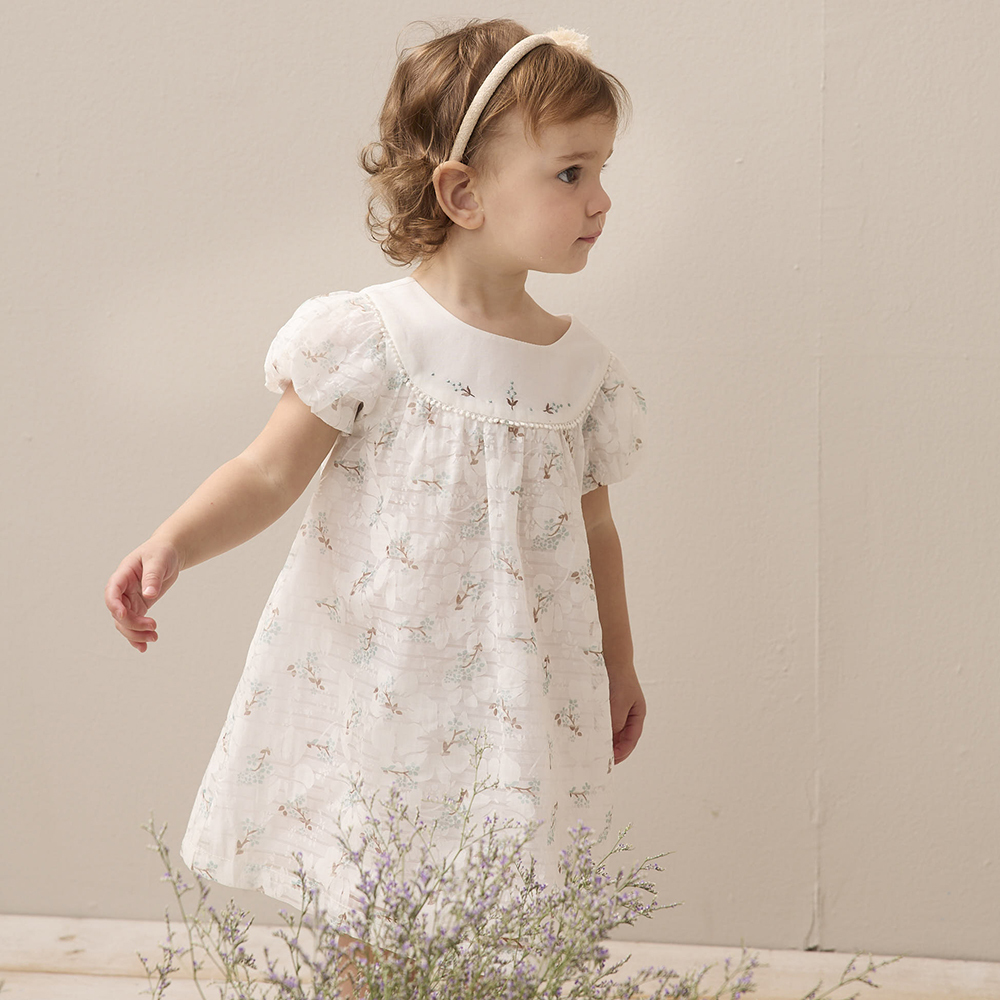 PIPPY 典雅印花公主袖蕾絲洋裝 米