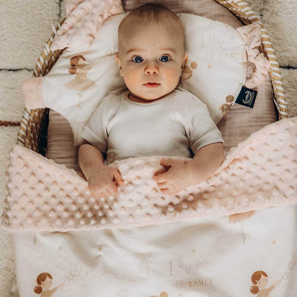 La Millou 單面巧柔豆豆毯｜旋轉芭蕾舞｜粉嫩氣質膚