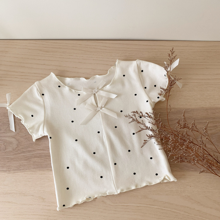 蝴蝶結點點捲邊上衣