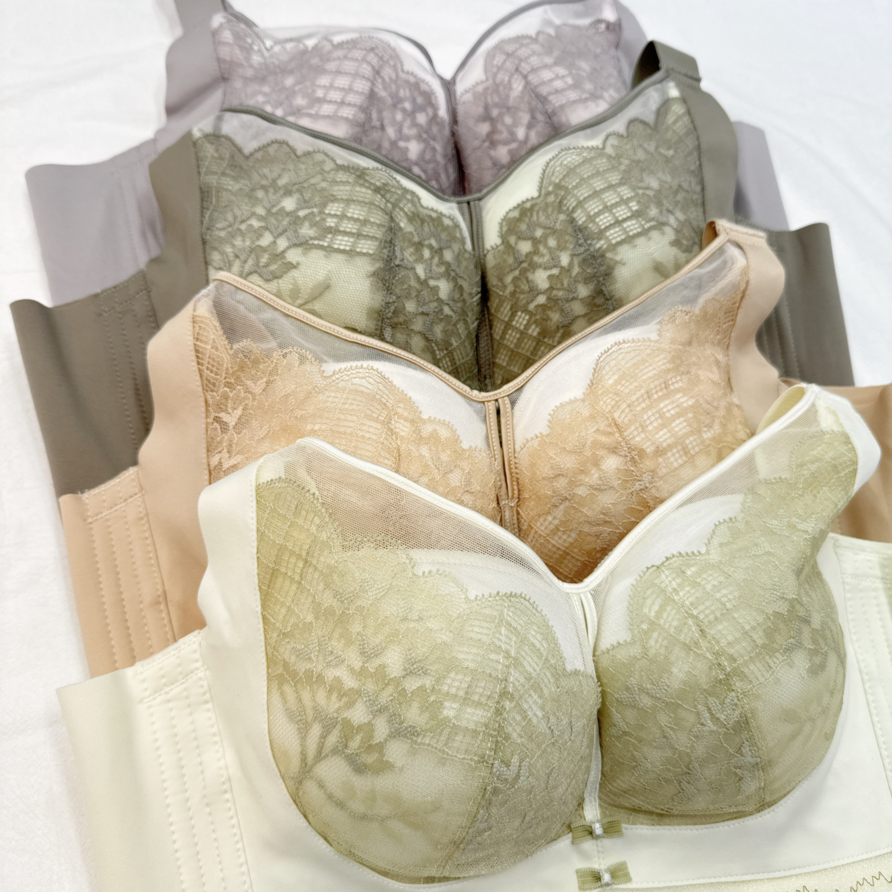 3320-小縷空喱士五排扣收副乳無鋼圈胸圍 (S74-S89)