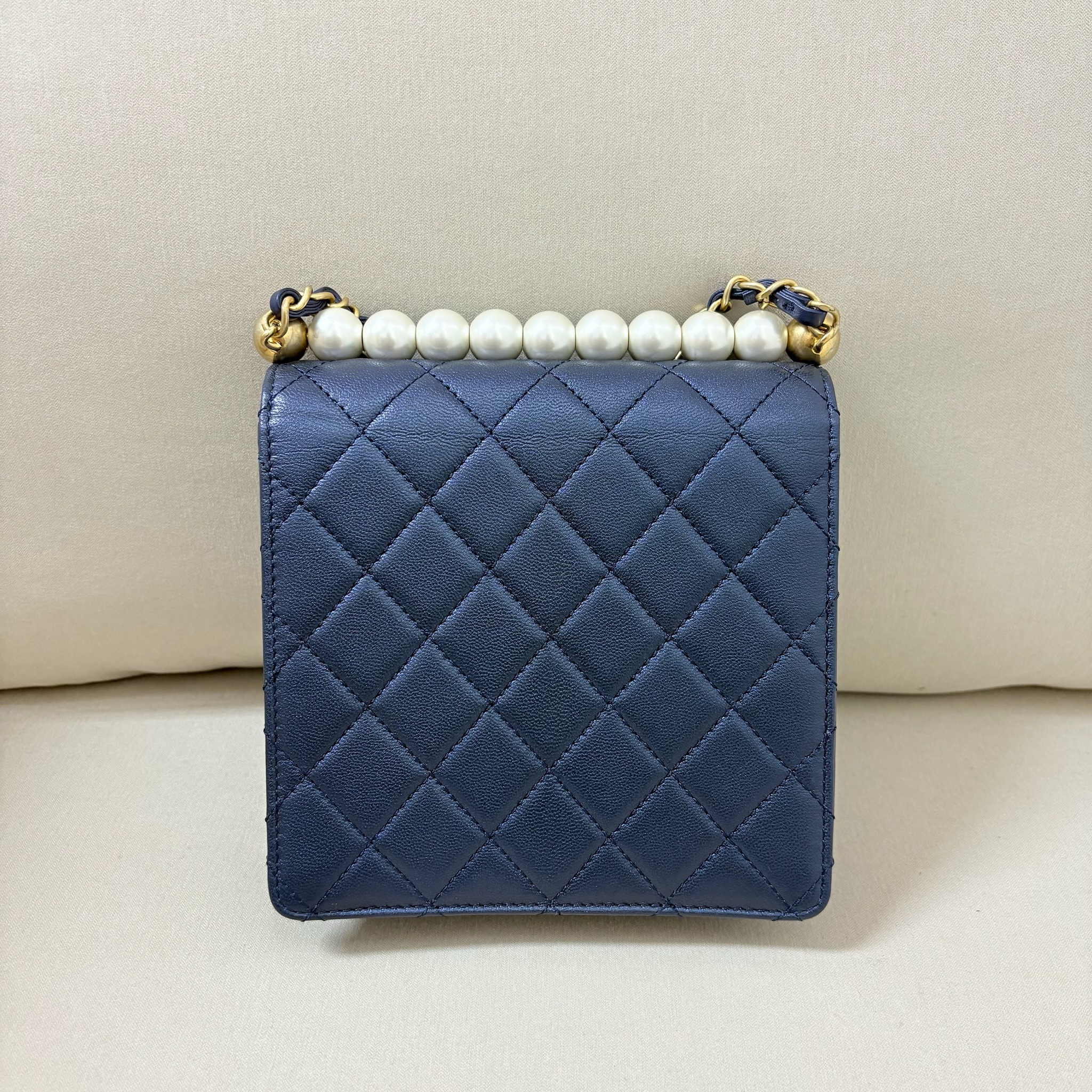 Chanel Matelasse Pearl Chain Shoulder Crossbody Bag - Blue / Ghw