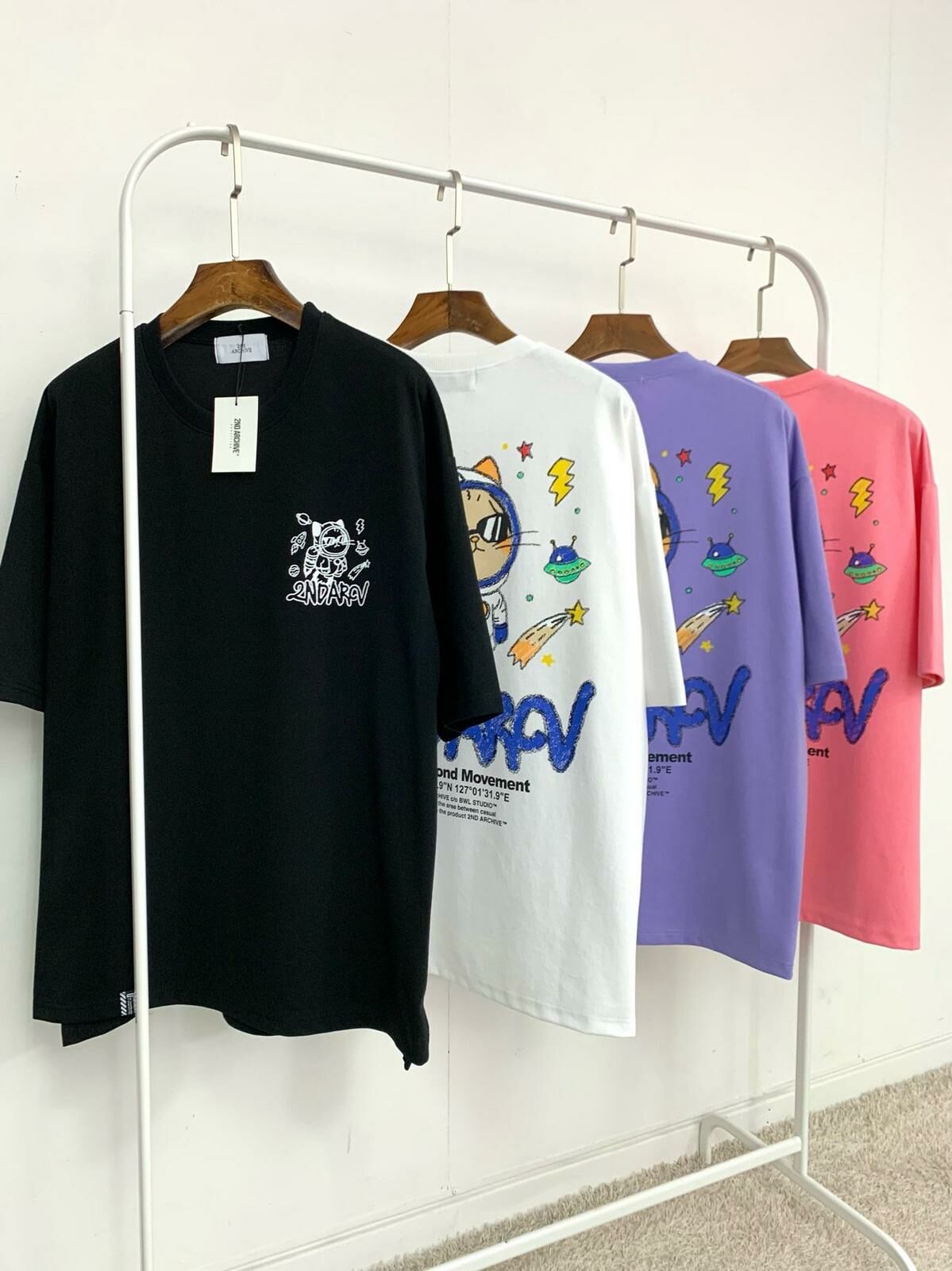 貓仔圖案英文字短袖Tee 2nd-238T