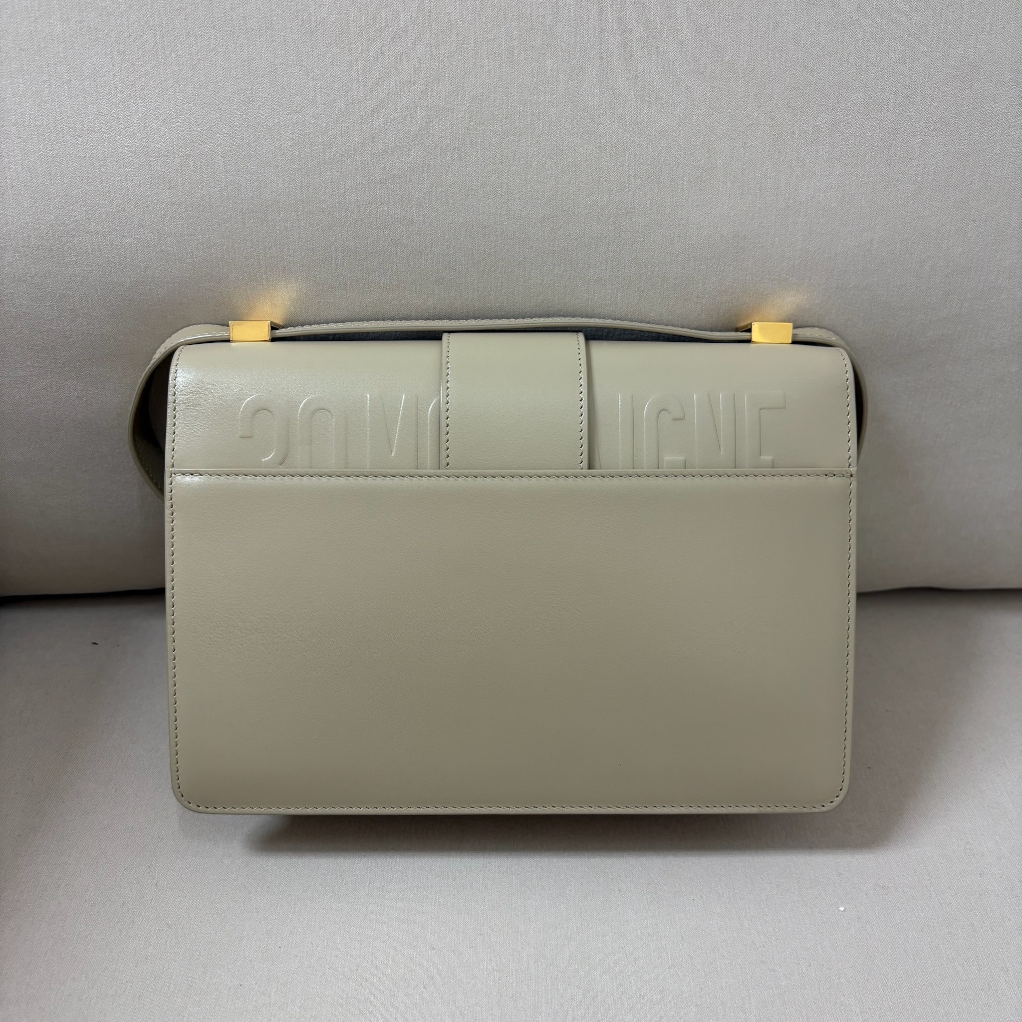 Dior Montaigne 30 - Beige / Ghw