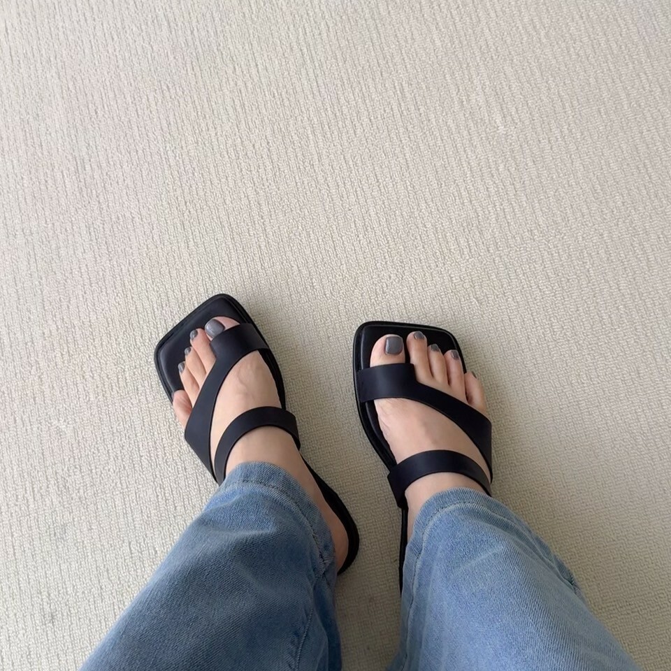 韓國製質感小牛皮拖鞋（現貨）