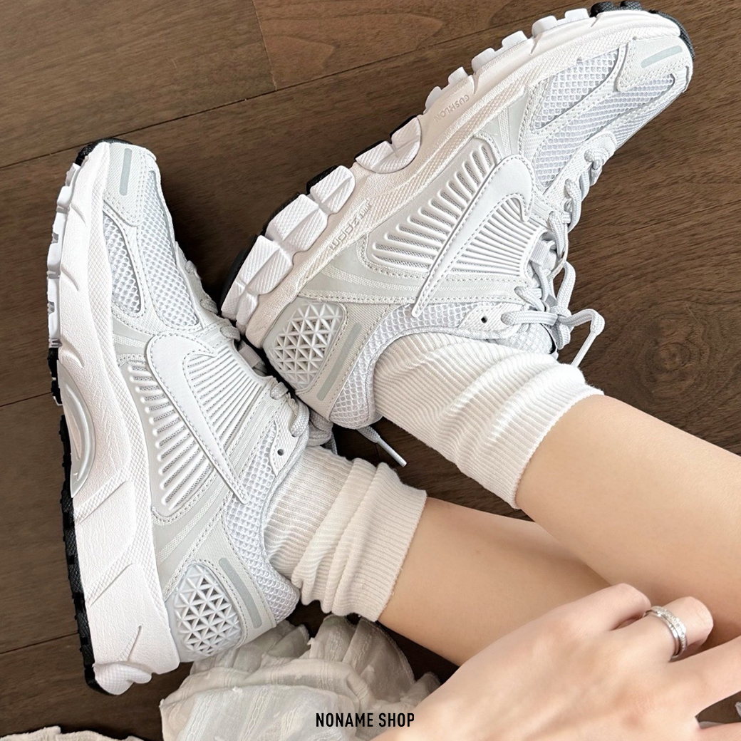 NIKE ZOOM VOMERO 5 TRIPLE WHITE 白灰 復古 老爹鞋 休閒鞋 (女款)