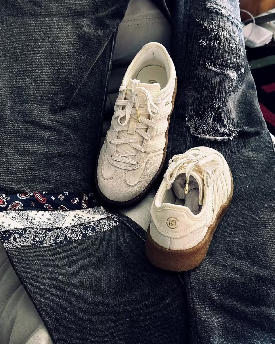 【Focus Store】預購 CLOT x Adidas Originals GAZELLE "Crepe Sole Pack" 白絲綢牛奶糖 JR5410