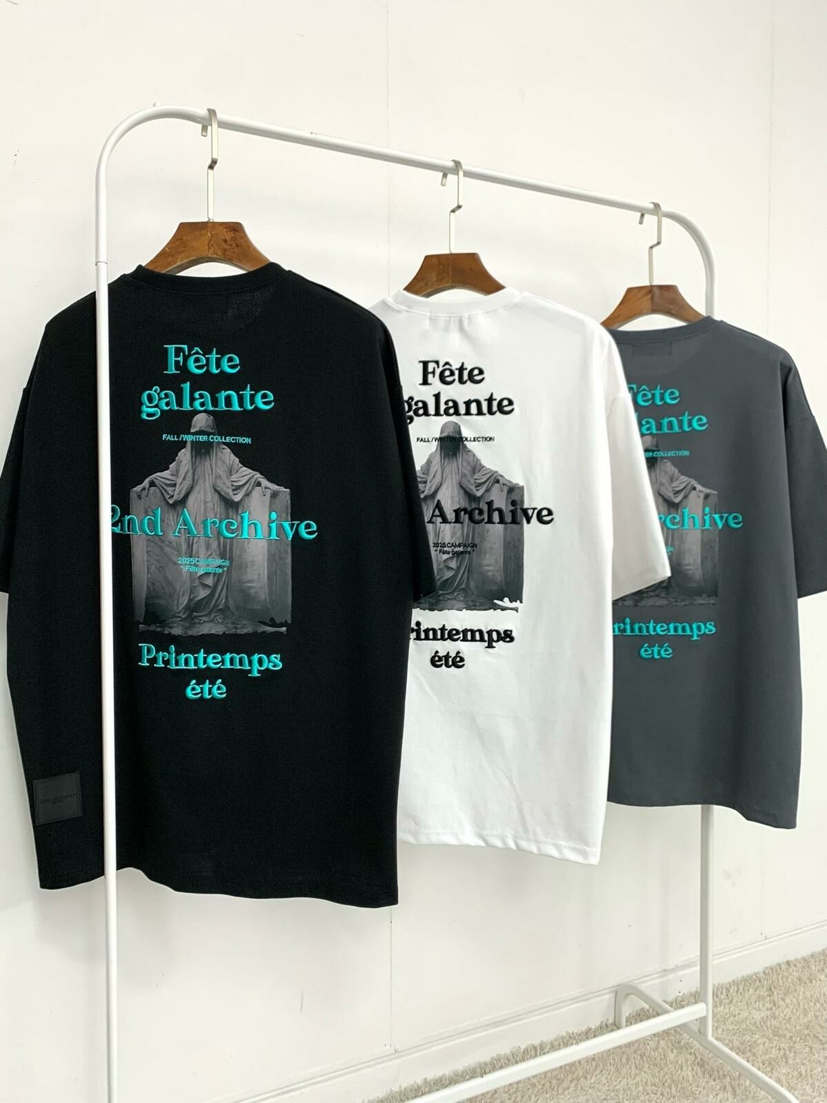 綉英文字圖案短袖Tee 2nd-242T