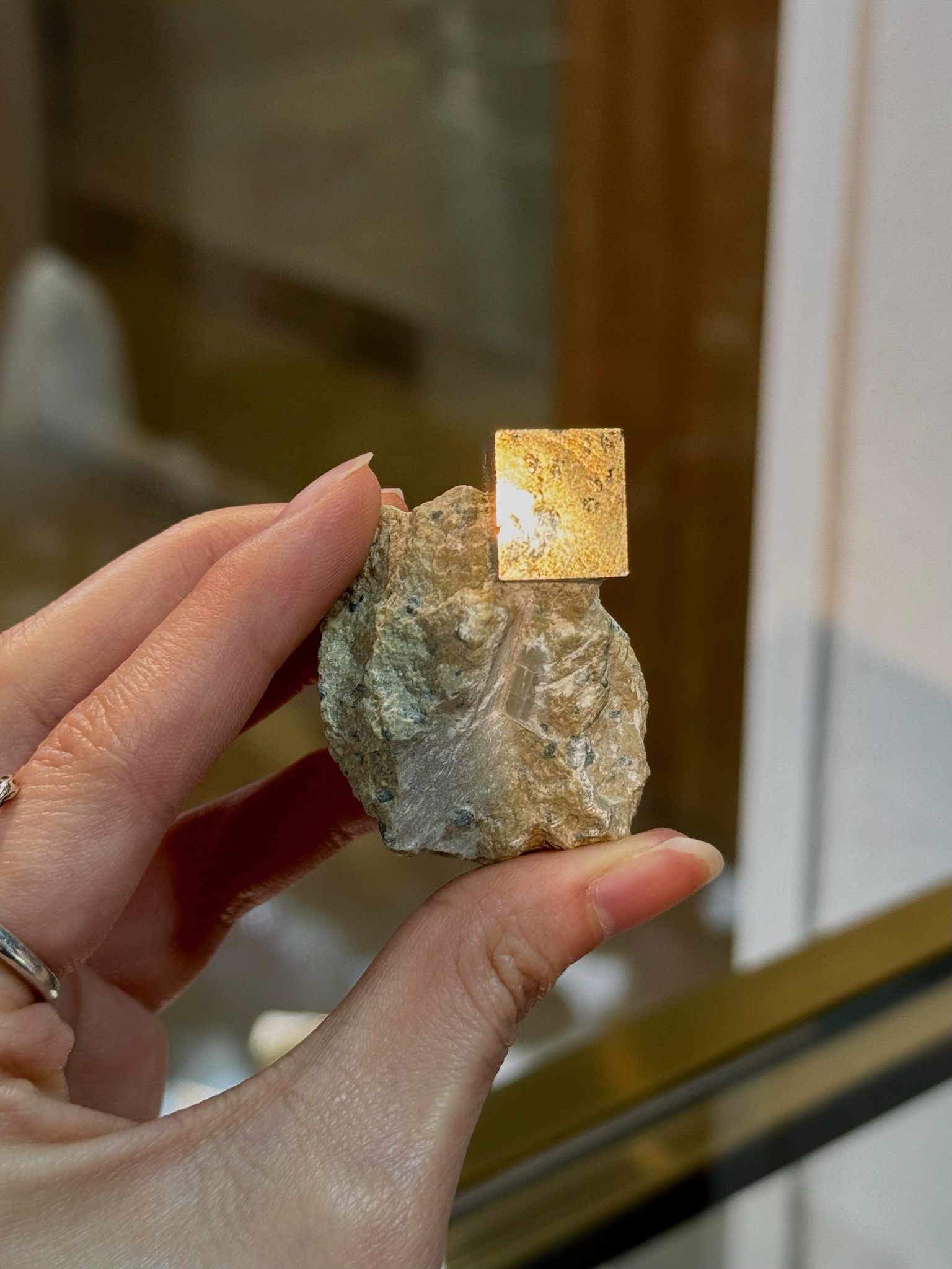 西班牙黃鐵礦原石 8203