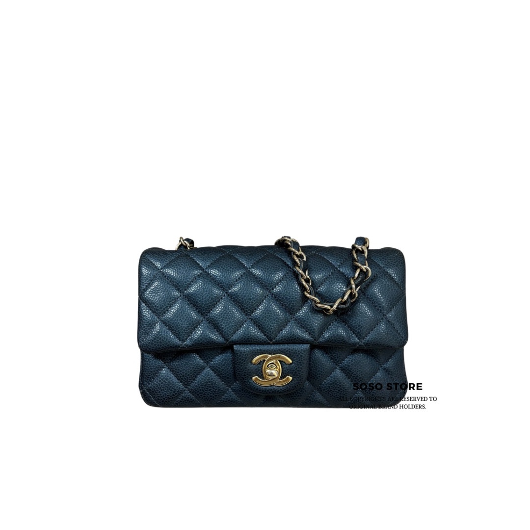 Chanel Classic Flap 20 cm - Blue Grey / Ghw