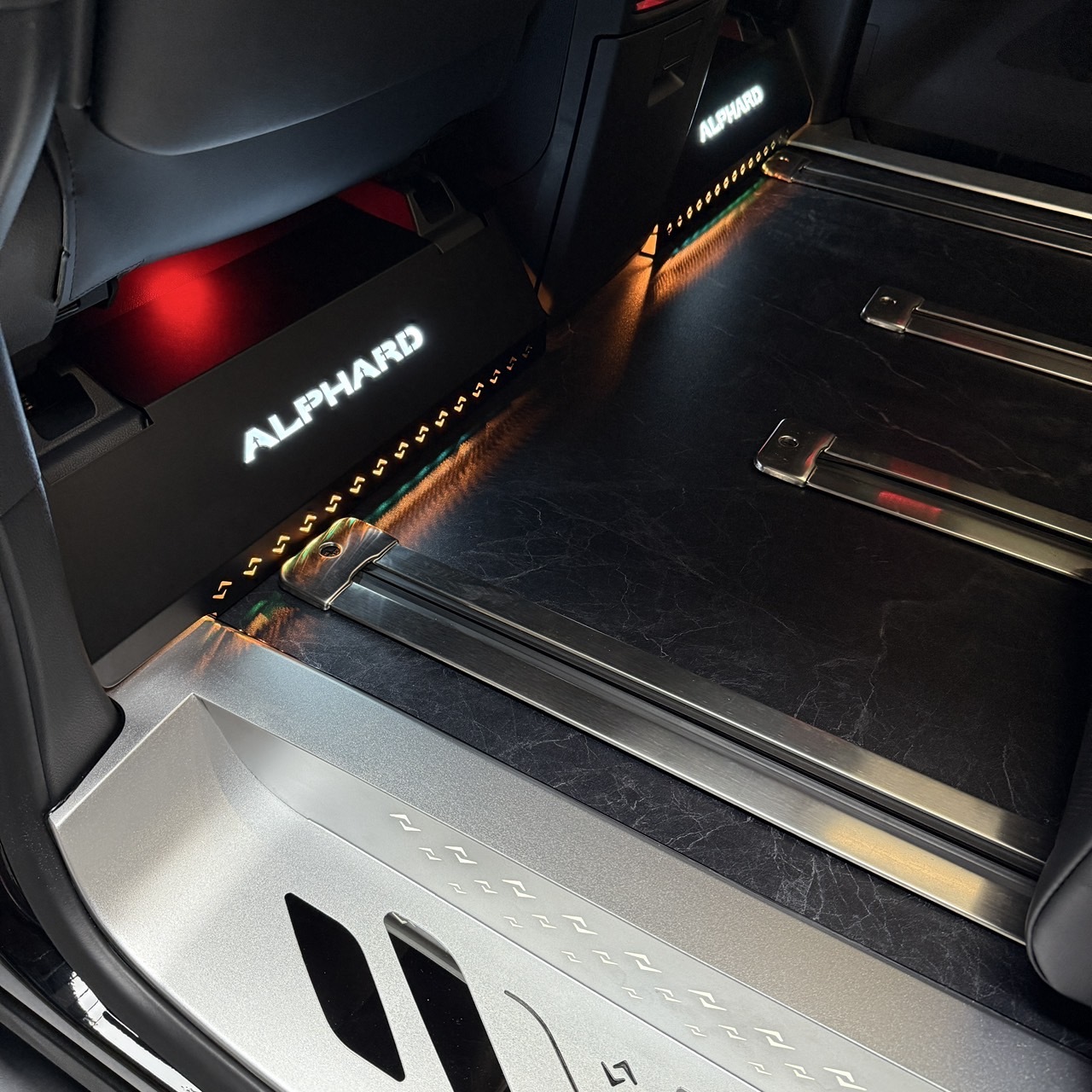 Alphard 40 鈦瓷系列/黑曜灰