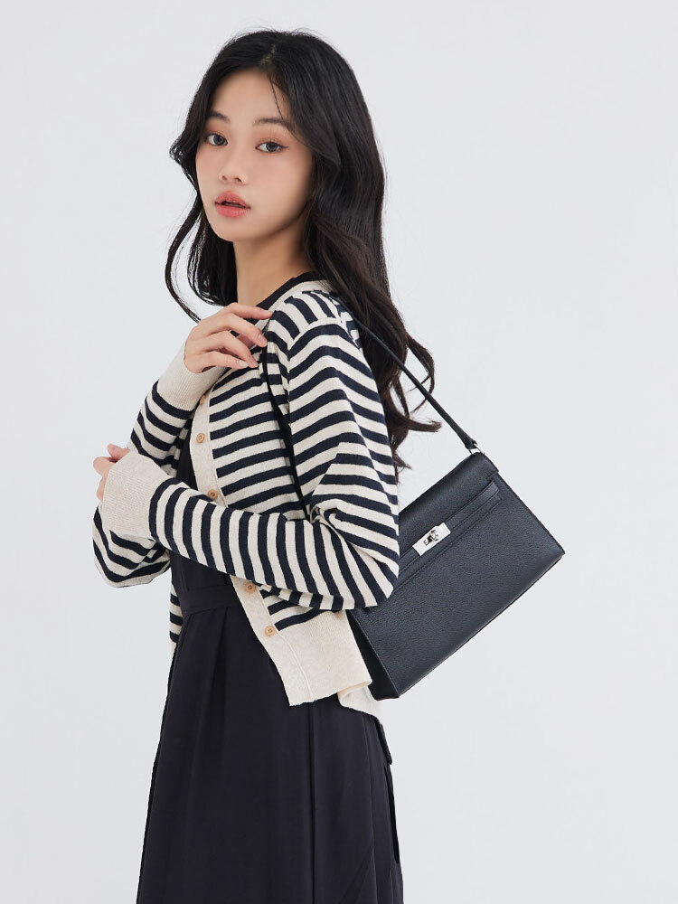 * 山羊紋真皮腋下包