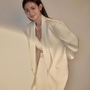 短版內搭 高級感西裝套裝 (3件組)