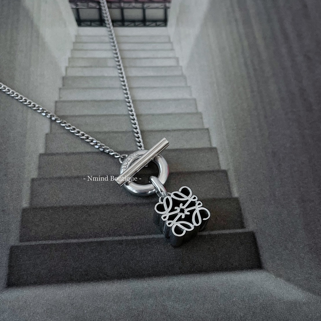 LOEWE Anagram Pendant in Sterling Silver / Silver