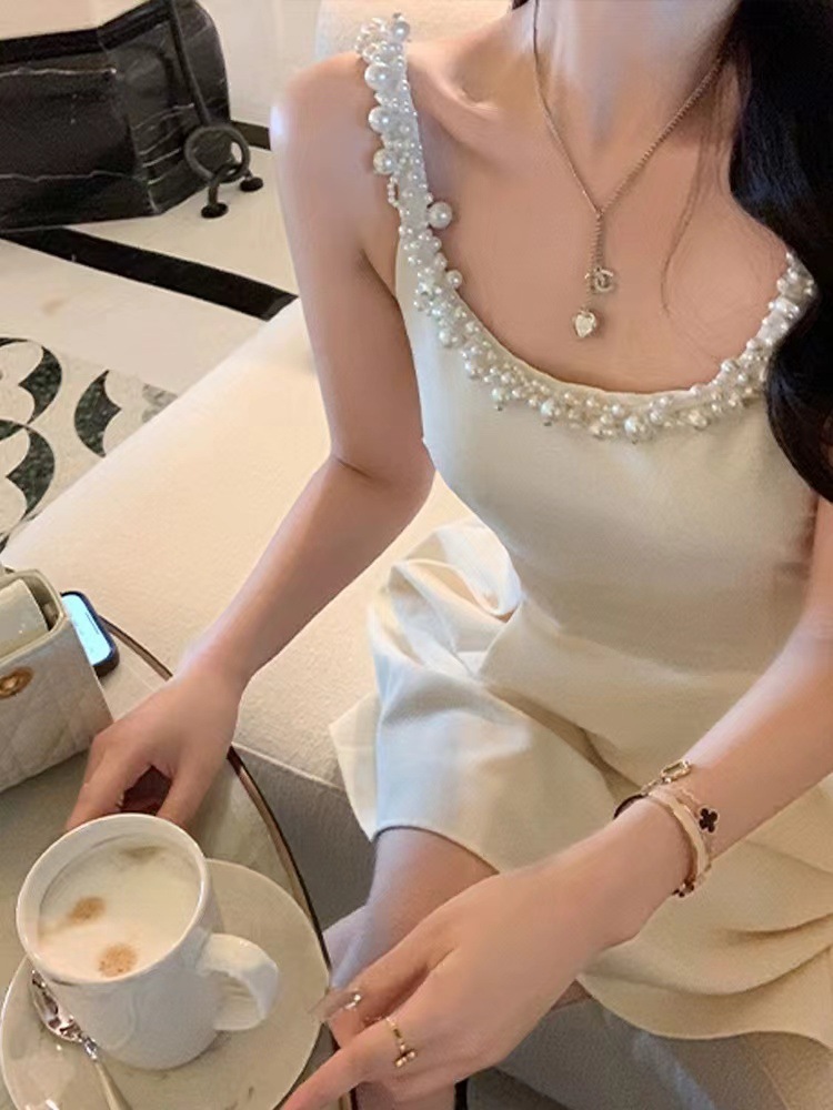 法式重工釘珠 收腰圓領小洋裝