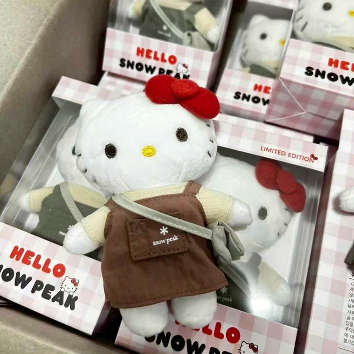 Snow Peak x Hello Kitty 限量聯名 凱蒂貓 吊飾 鑰匙圈 娃娃