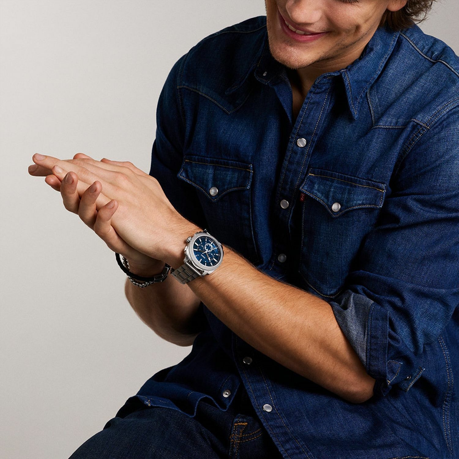 萬年鐘錶 - Fossil   工業風拉絲面盤三眼計時不鏽鋼錶帶男錶 FS6096 錶徑44MM