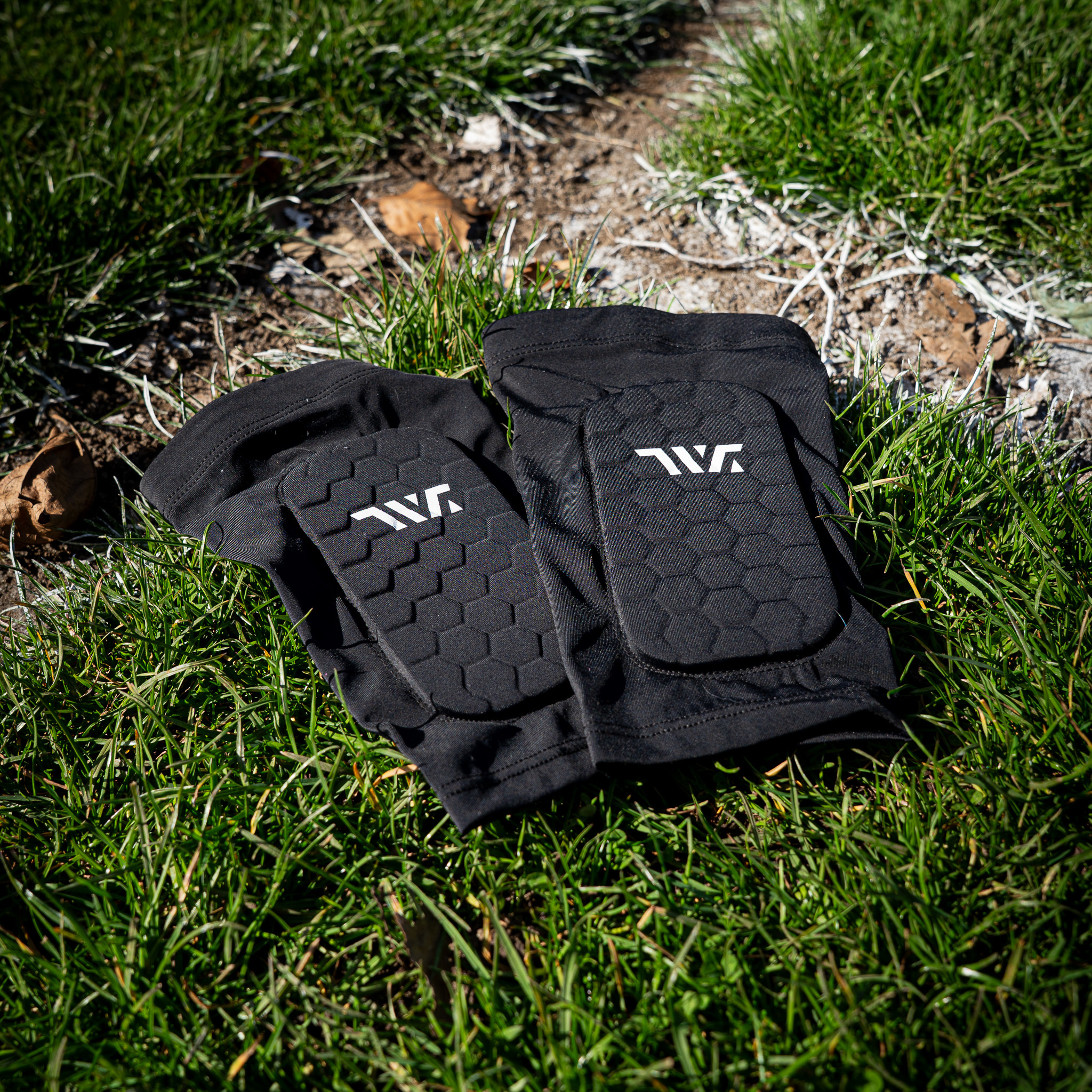 TeamWeGo 襪套護脛