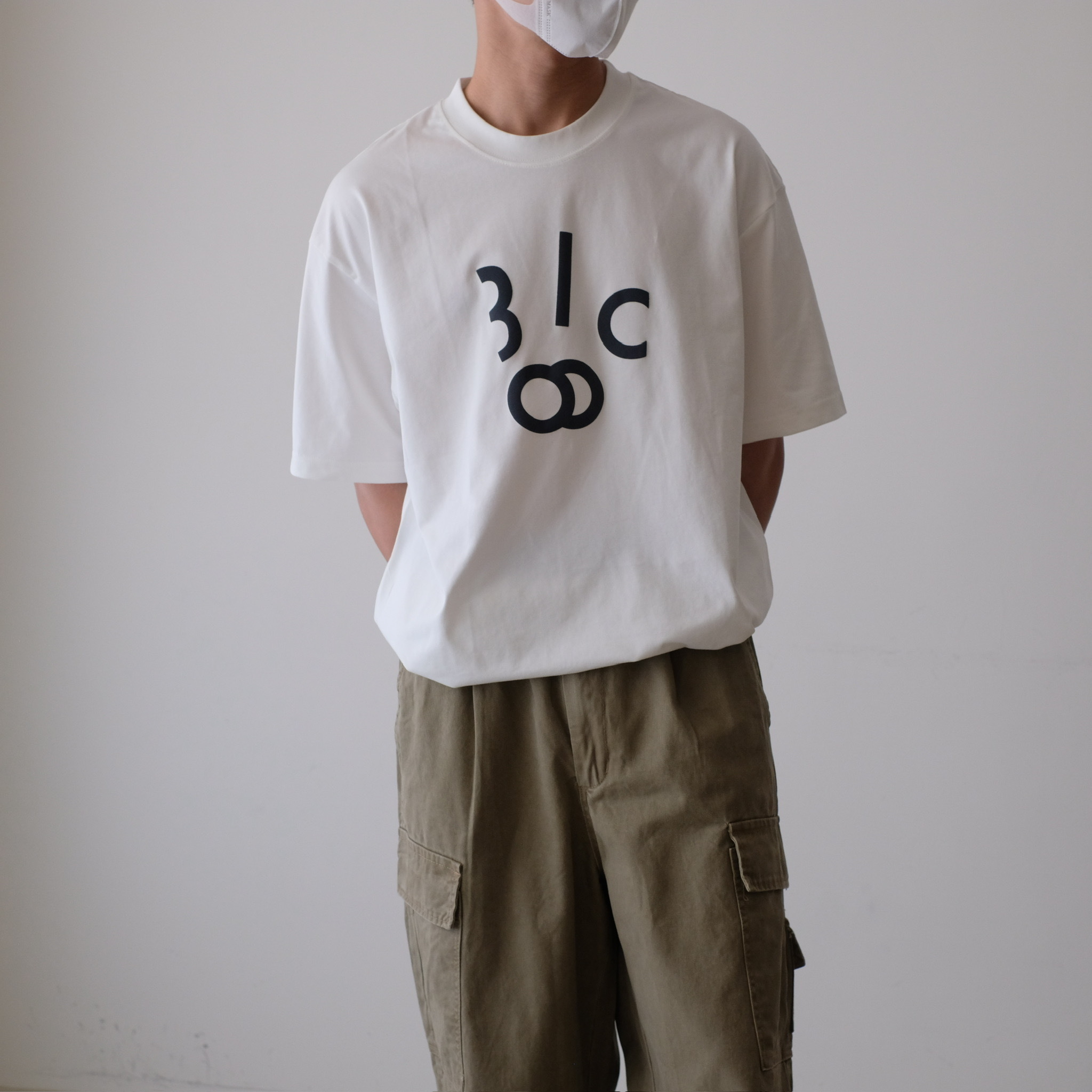 （現貨）1200!! 售完不補 240G 韓系 數字亂數 印花 短T 253052