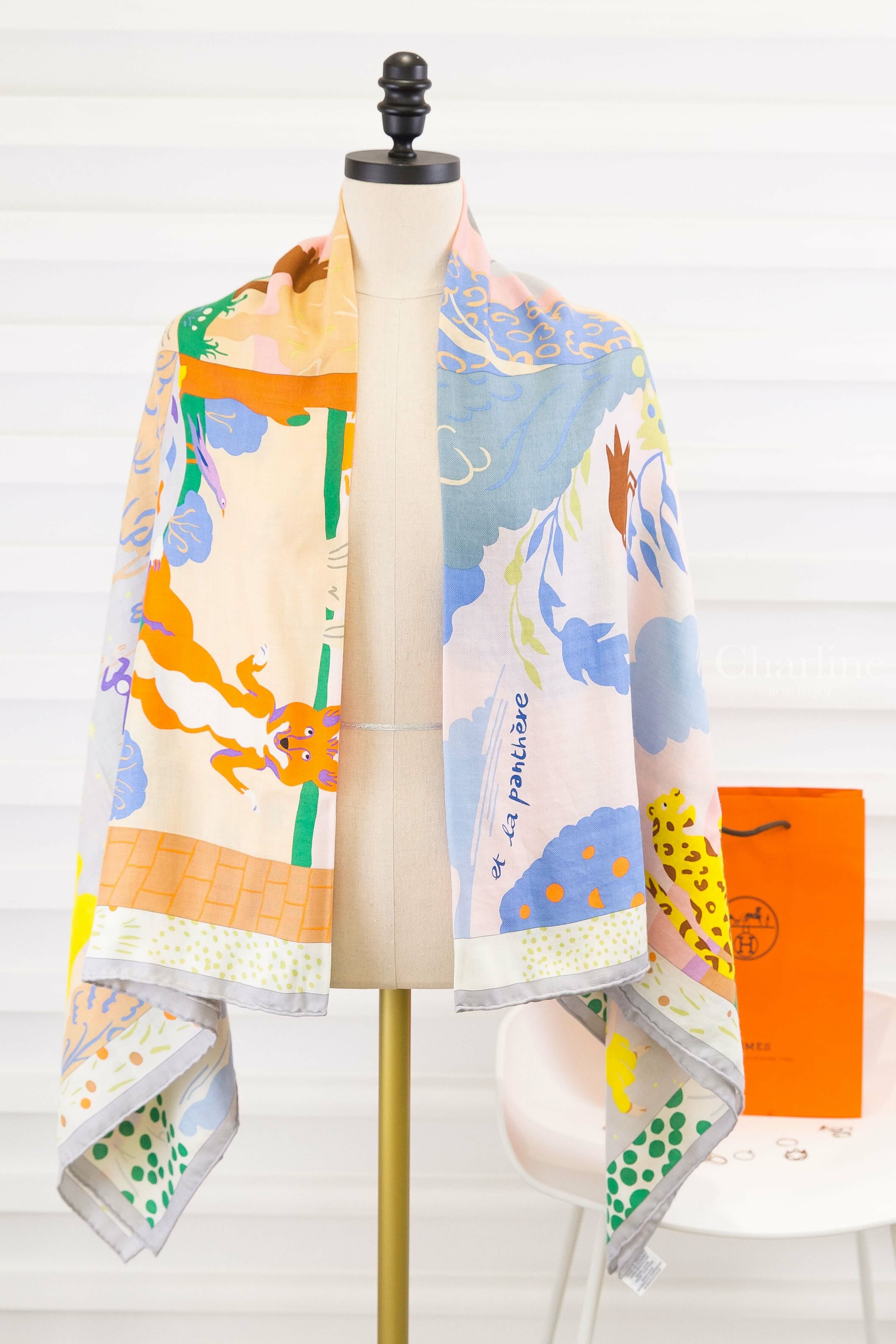 Hermès Le Livre D'esope Shawl 140 綠色/玫瑰色/彩色埃索普之書喀什米爾真絲披肩-Charline Boutique 精品代購