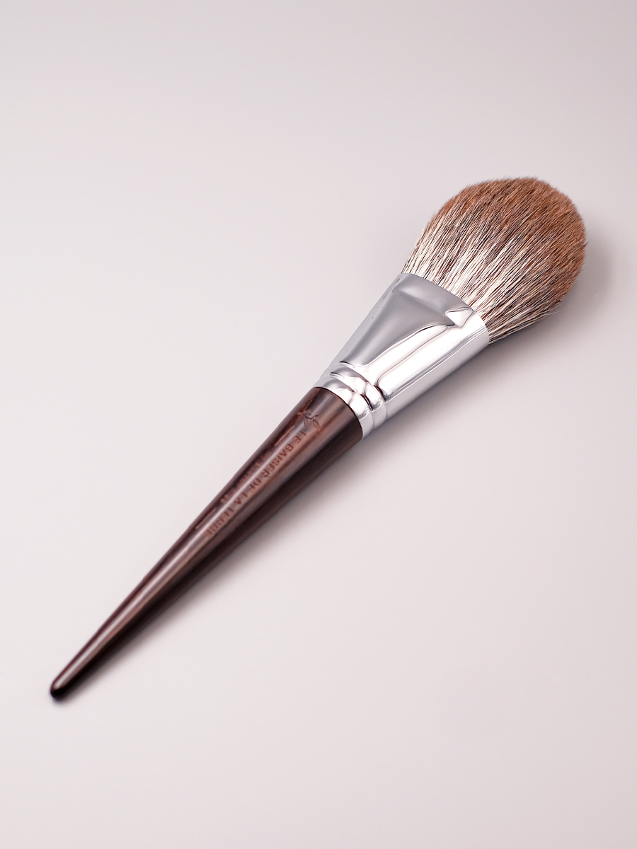 Large Finishing Powder Brush