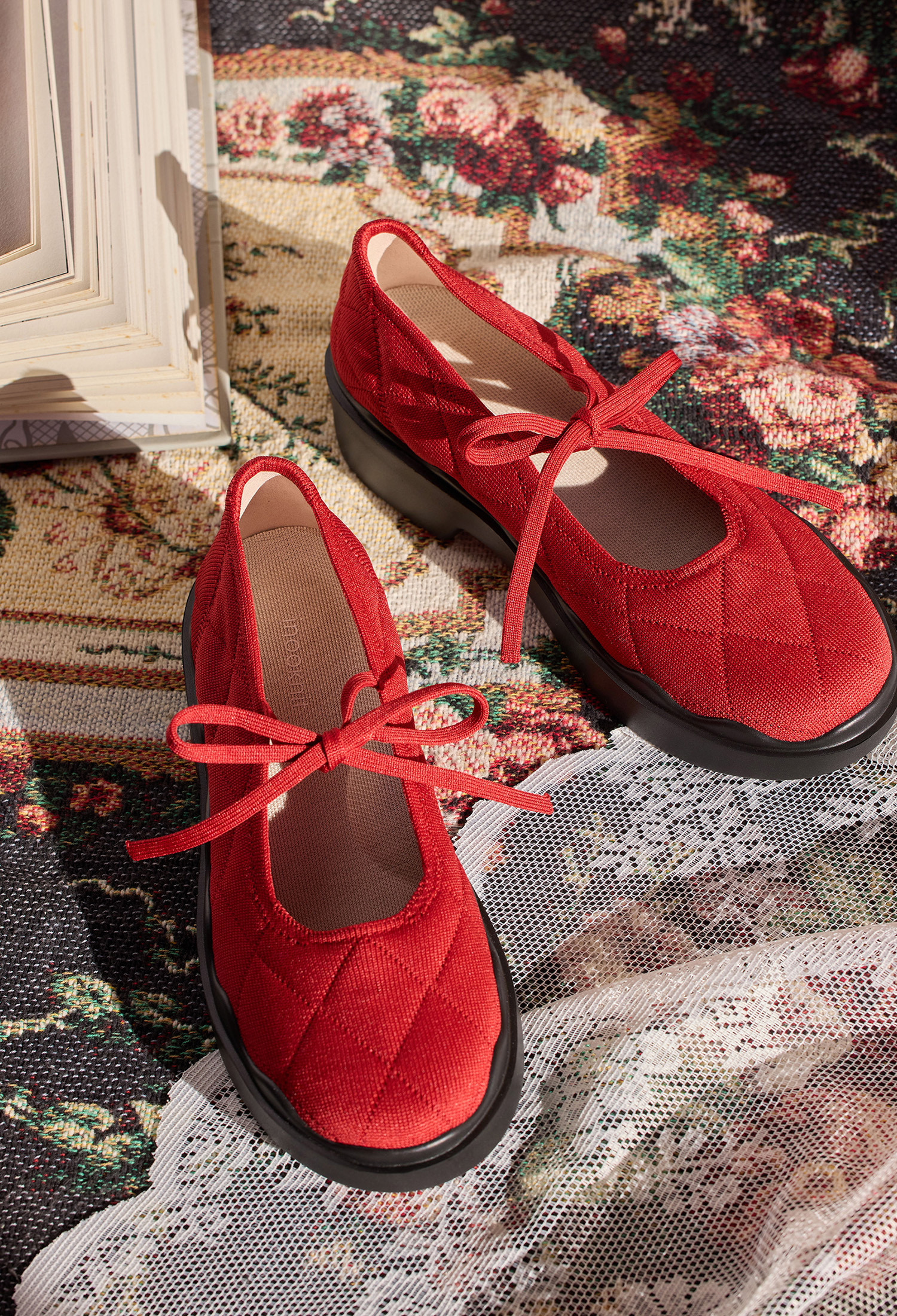 菠蘿綁帶厚底鞋 法式紅