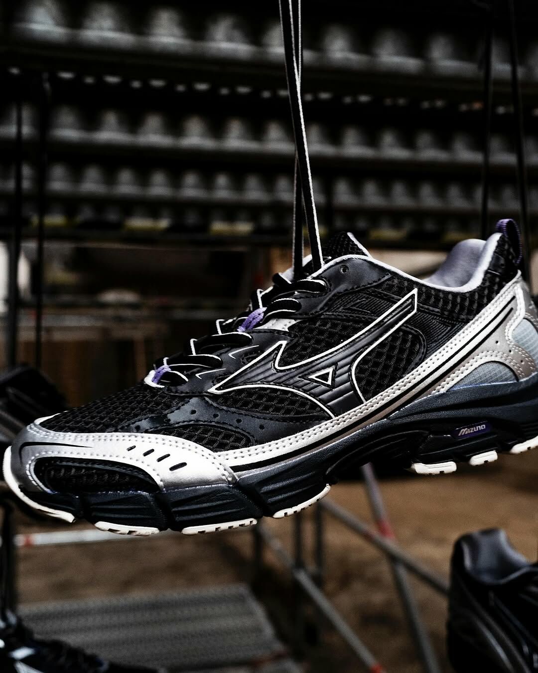 MIZUNO WAVE RIDER 10 黑銀 黑紫 波浪片 拼接 復古 男女鞋 D1GA2506-01 / 預購