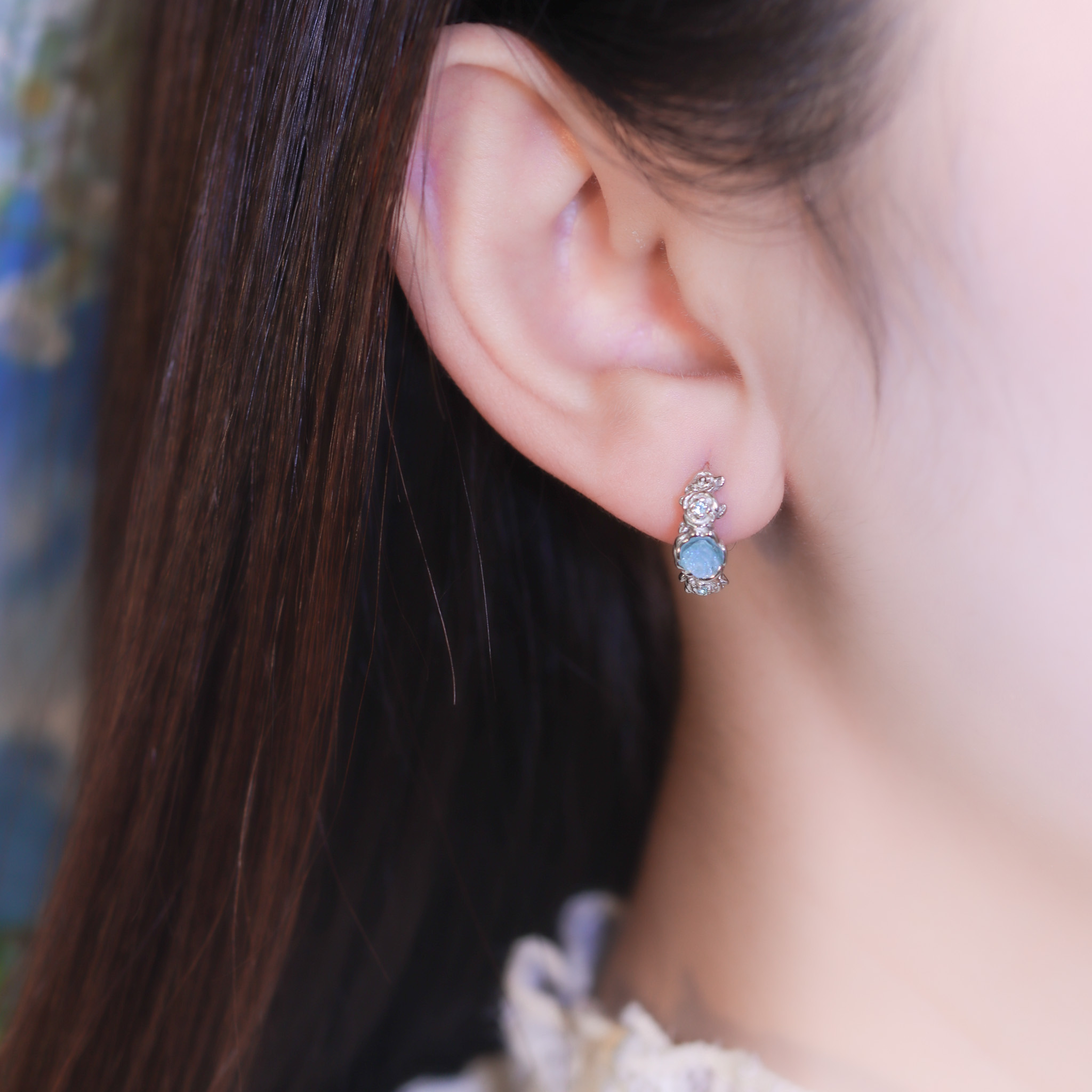 | 925純銀・厚鍍白金 | 漫藍玫瑰夢願耳環 | EA0957 |