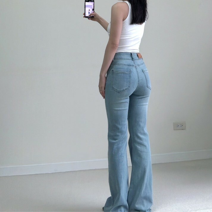 修身牛仔喇叭褲（現貨）