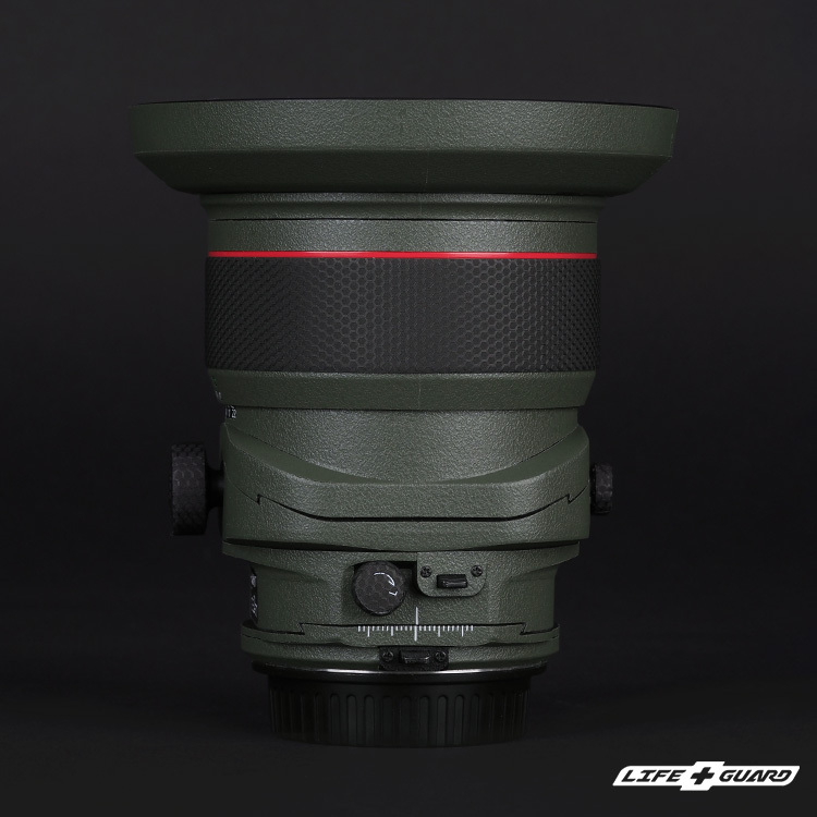 LIFE+GUARD  Canon TS-E 24mm F3.5 L II 鏡頭貼膜背面展示圖，LIFE+GUARD 綠色砂紋風格