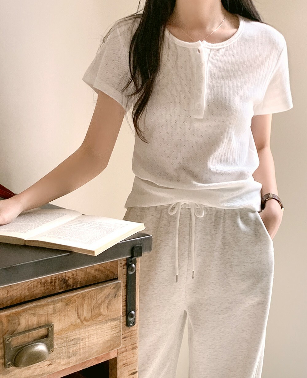 韓國grace muse授權 春夏極簡可愛織孔壓紋圓領衫