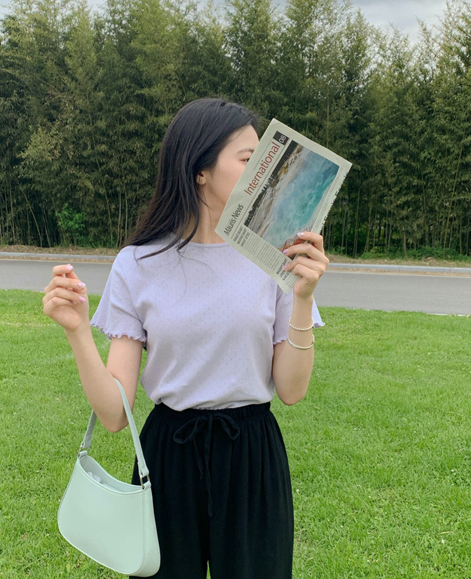 韓國Cherrykoko授權 百搭小雛菊壓紋木耳邊T