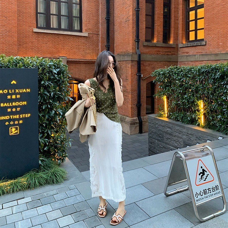 雲朵白側邊鏤空蕾絲鉛筆裙長裙S-XL (Elegant & Love)