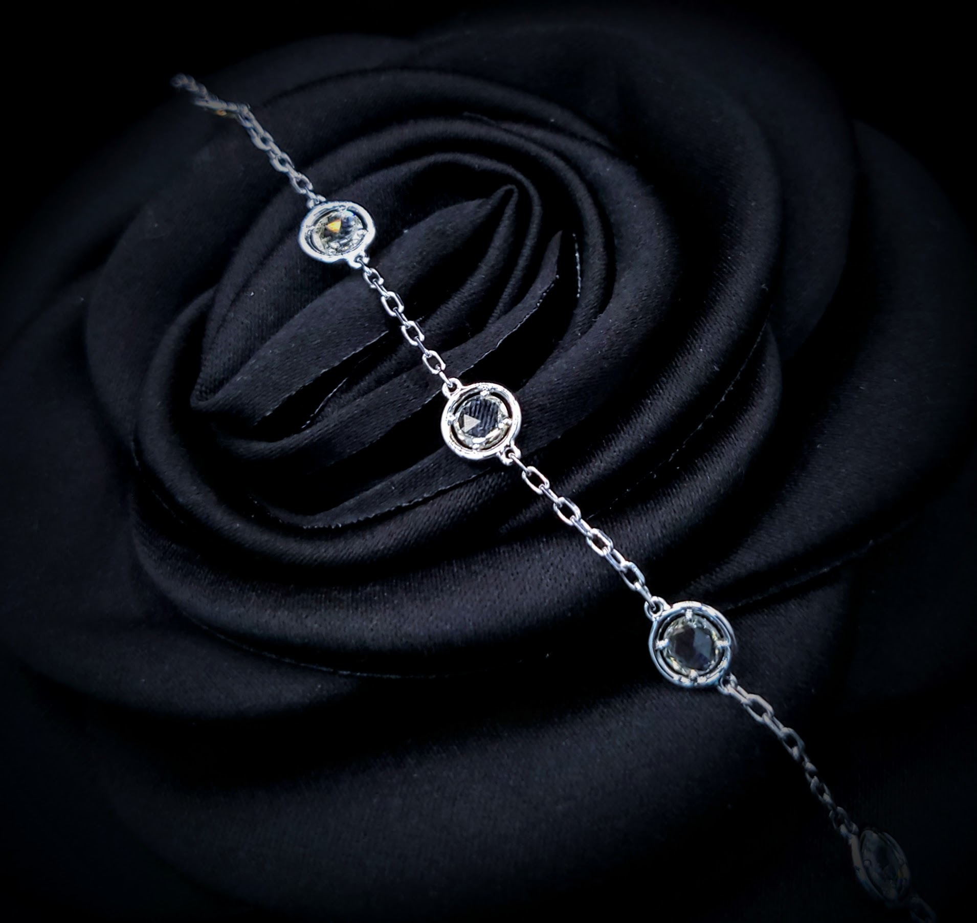 18K White Gold 1.03ct Diamond Bracelet