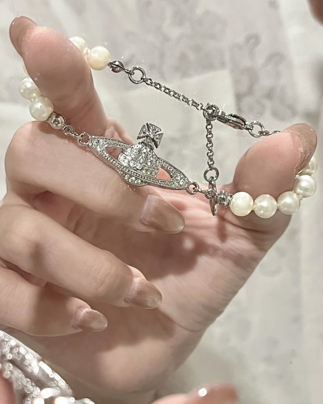 <英國OUTLET降價>Vivienne westwood women's Mini Bas relief Pearl bracelet 薇薇安 珍珠 手鍊