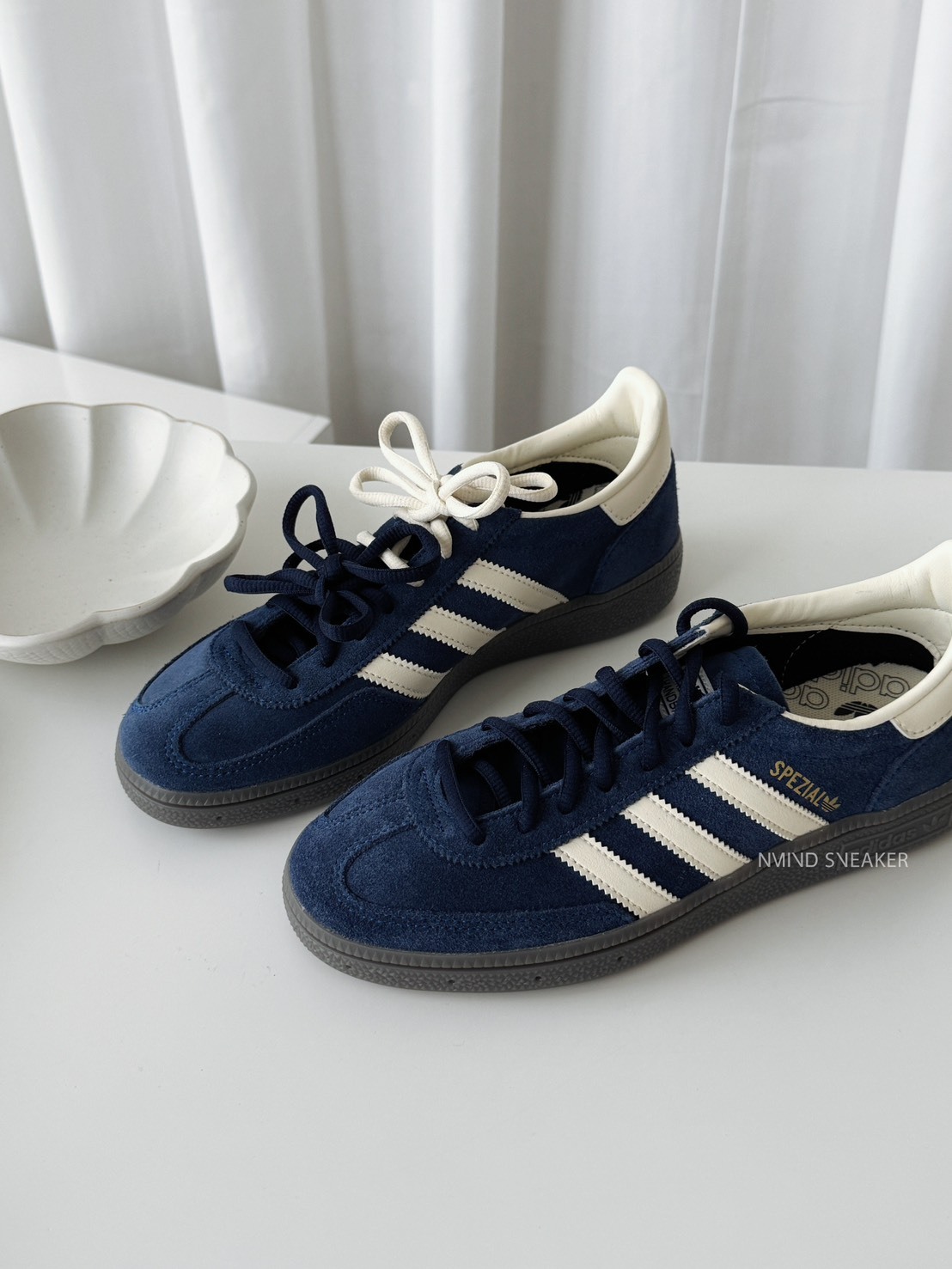 Adidas  Handball Spezial 藍莓塔