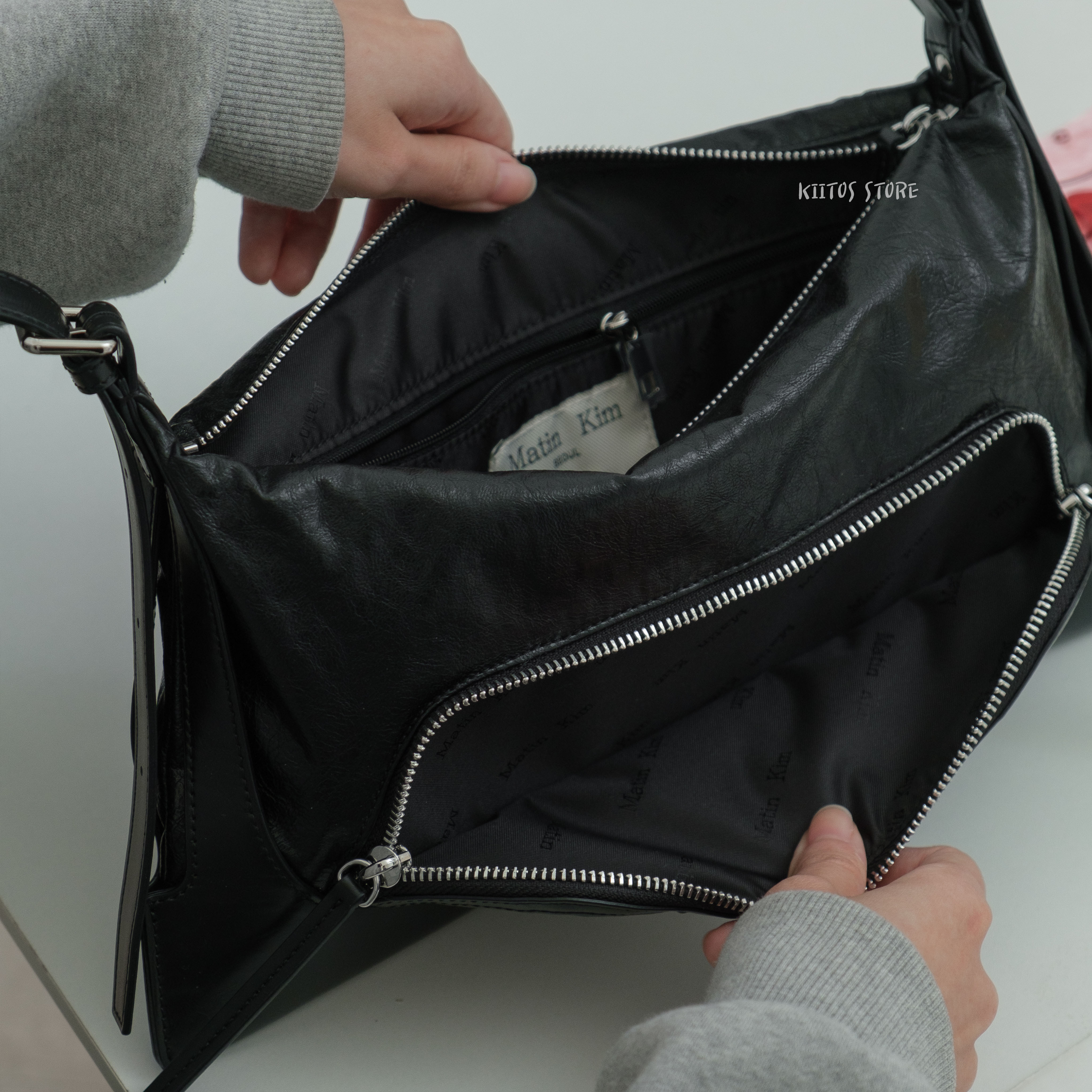 韓國代購Matin Kim Two Way Strap Square Mini Bag 鐵牌皮革方包復古