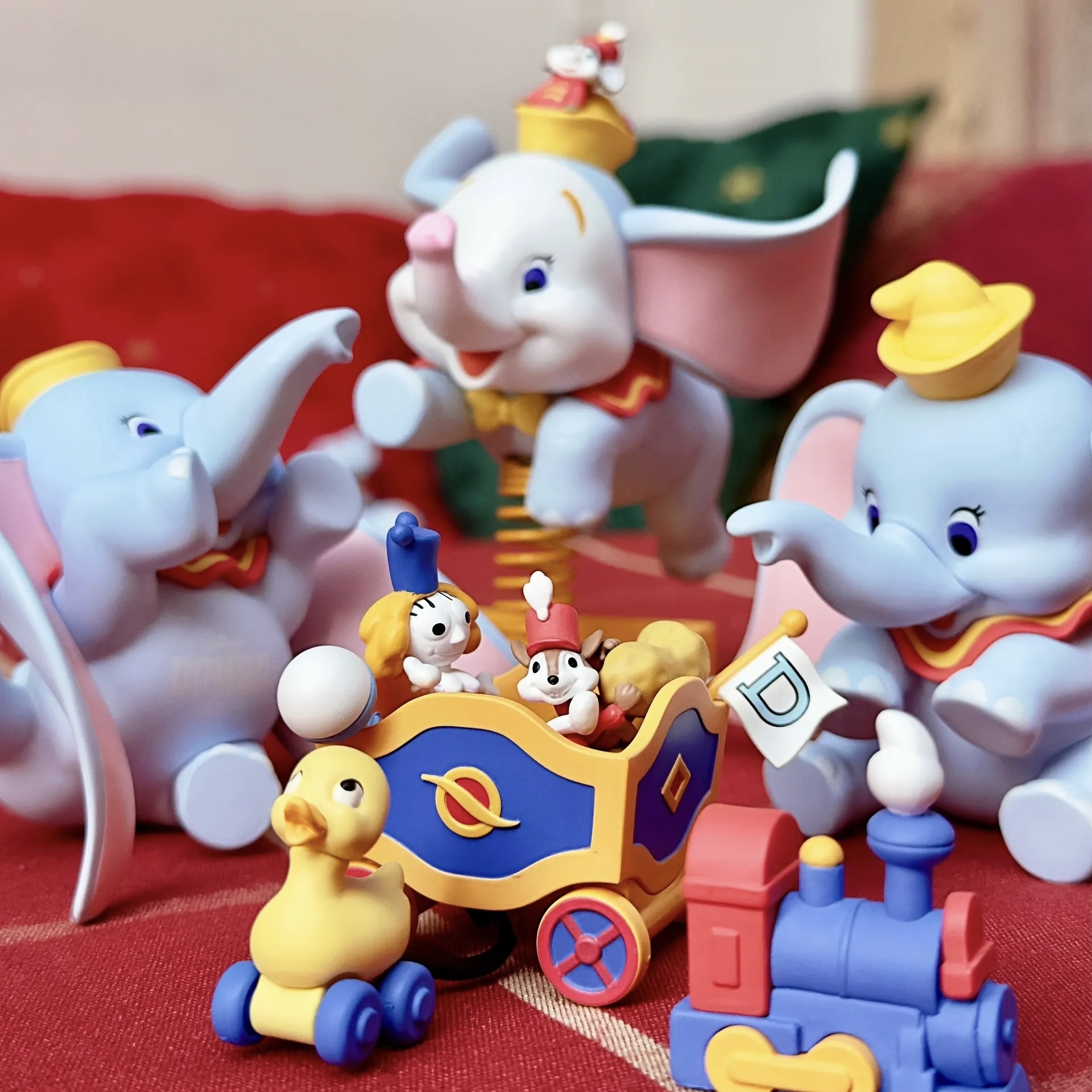 DISNEY 迪士尼 DUMBO HAPPY TIMES 小飛象的歡樂時光 盲盒 公仔 擺設 官方正版授權  / 預購