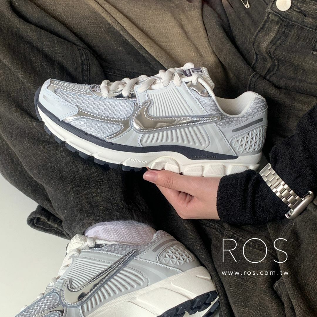 Nike Zoom Vomero 5 淺灰銀勾