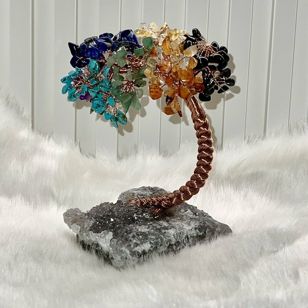 [S] GEMZ & CO HLCT C-SHAPED AMETHYST RAW DRUSE BASE TREE, W213 (W213)