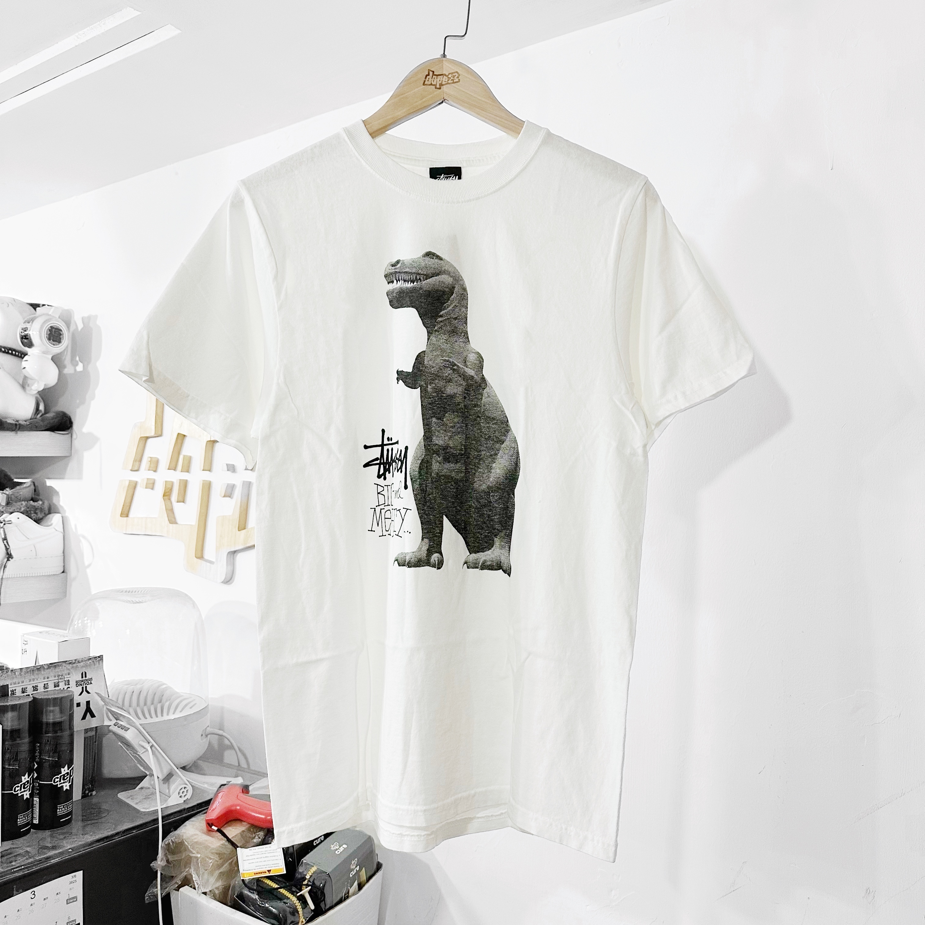 STÜSSY  Big & Meaty Pigment Dyed T-Shirt Natural 米白色