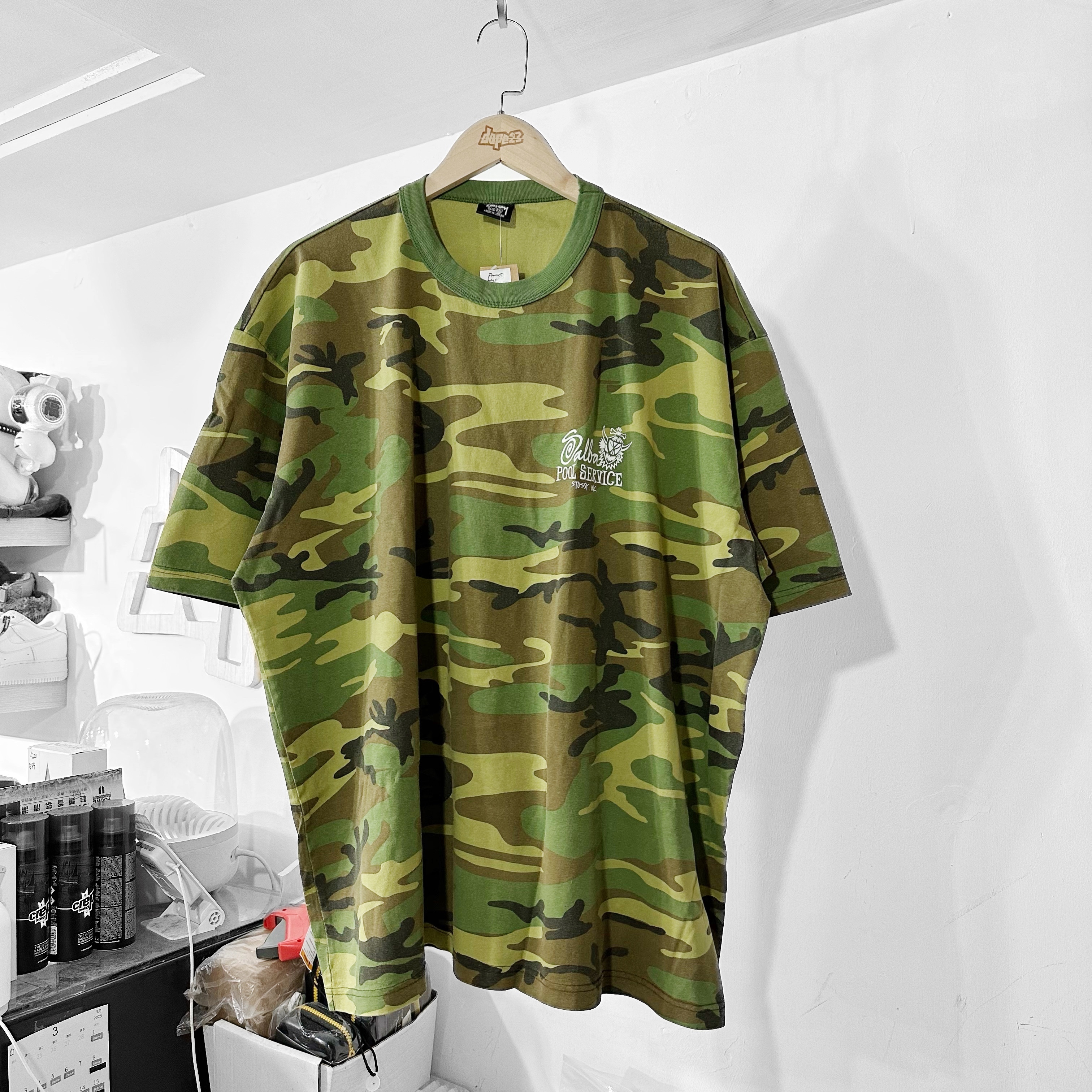 STUSSY POOL SERVICE TEE PIGMENT DYED CAMO迷彩