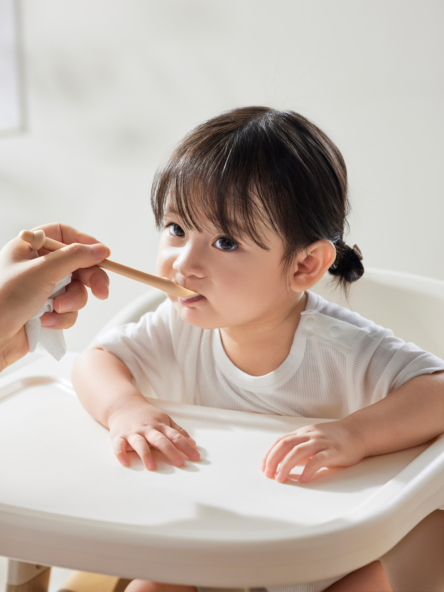 撫餵軟頭湯匙組_附收納盒