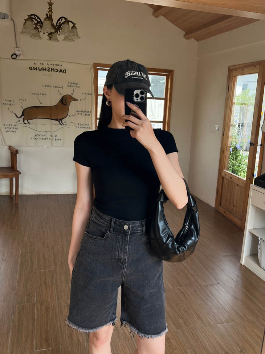 美式復古圓領修身上衣*4色