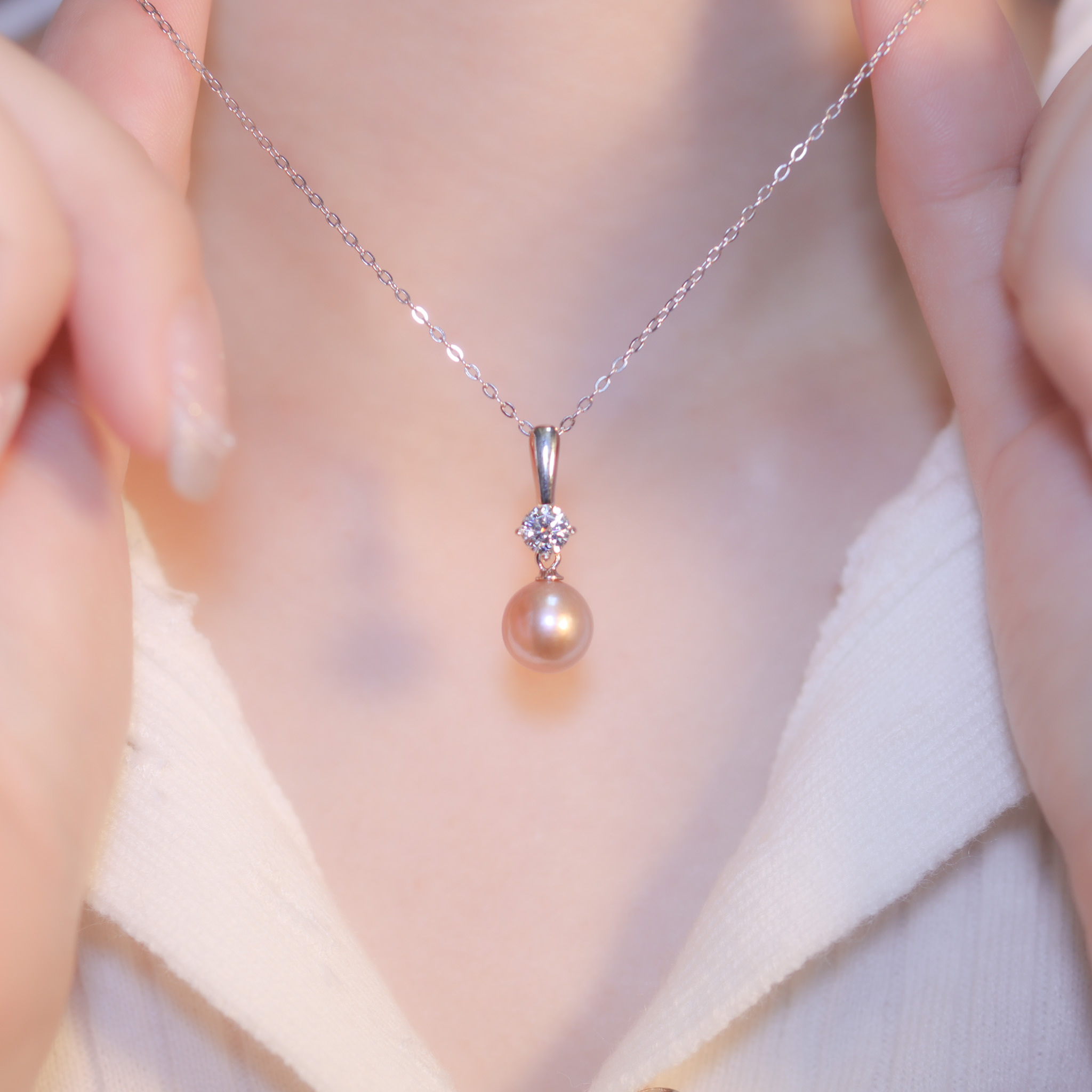 | 925純銀・厚鍍白金・莫桑石・珍珠 | 珍惜你項鍊 | NE1359 |