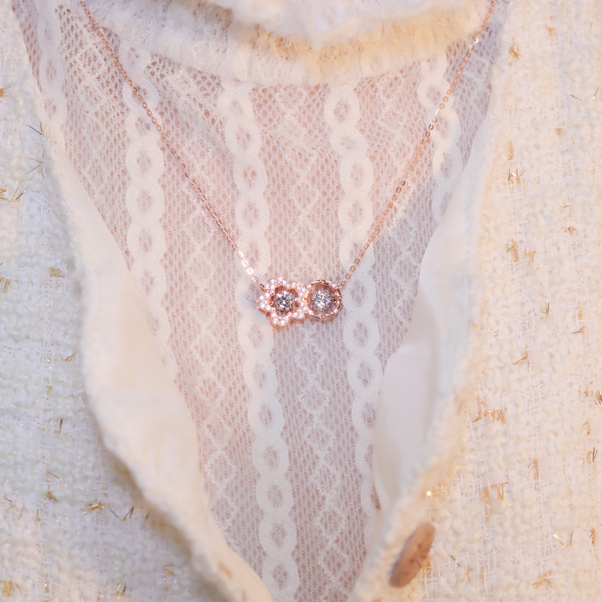 | 925純銀・厚鍍玫瑰金  | 懸浮花漾依靠項鍊 | NE1368 |